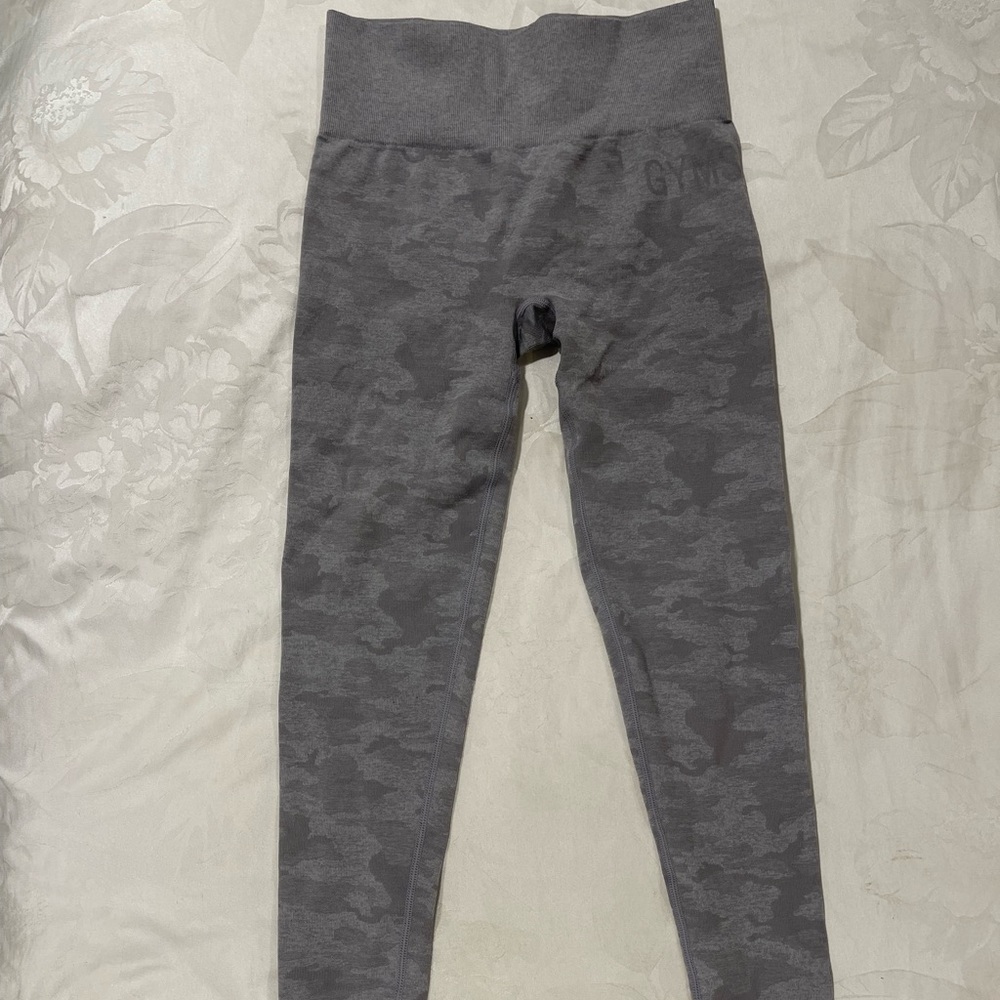 Gymshark seamless camo scrunch butt